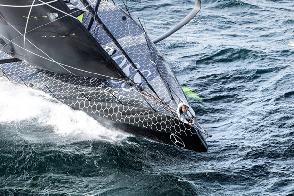 karverized racing yacht sailing boat